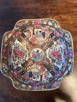 Hand Painted Satsuma Bowl from the Meiji period  1.52kg 25.2cm diameter 