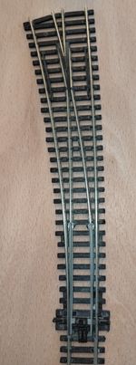 Peco SL-87 Insulfrog HO/00 Universal Code 100 curved large radius left hand
