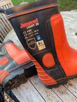 Jonsered Husqvarna chainsaw boots size 9.5 Fits Size 10-10.5