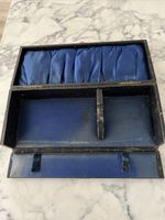 antique lined box 25x10x6 cm