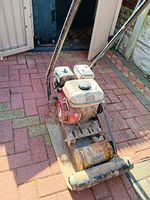 Petrol Vibrating Plate Compactor Wacker Plate - Compactors / Wacker Plates