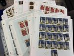 500+ STAMPS - COMMEMORATIVE/SPECIAL ISSUES 1972-1975 - USED/STAMPED
