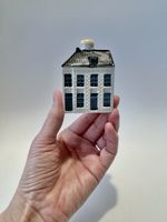 KLM Delft Blue Miniature House Number 106, issued in 2025 *EMPTY*