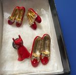 Wizard of Oz Ruby red slippers enamel w/rhinestones pin & Earrings & Dress Pin