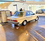 Mercedes-Benz W123 230E Saloon – Timeless German Classic