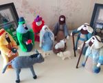 Nativity Set Hand Knitted 11 Pieces Good Colour In This Set Nice FREE POST