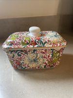 Butter Dish, Lidded. William Morris ‘Golden Lily’ Design