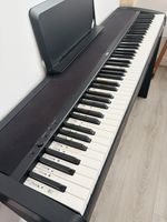 Korg B1 DIgitial Piano w/ Original stands
