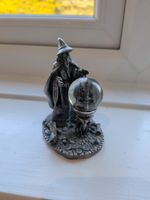 Myth & Magic : #3894 - The Castle’s Protector TUDOR MINT 2001 - OOB