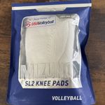 Mizuno SL2 Volleyball Kneepads White Size Small Sleeve Length 7 1/2 Inches