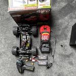 Rlaarlo ROG 1 4WD brushless Ready to run truck 1/14 scale barely used