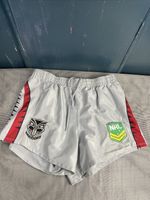 New Zealand Warriors NRL SC rugby shorts Size L the team's logo classic "kiwi"