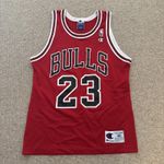 Chicago Bulls 23 Michael Jordan basketball Champion  jersey NBA 1990s vintage 