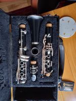 Leblanc 7214 Clarinet In Good Condition With Vito Mouthpiece & Hardcase.
