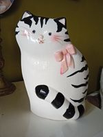 Vintage Flat Cat Porcelain 1990-1980
