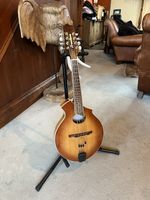 Breedlove Crossover KO SB Mandolin Rare Great Condition Thomastik Strings