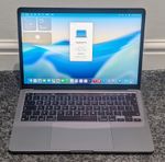 Apple 13" MacBook Pro (M2 Chip, 512GB SSD, 8GB RAM, BH98% ) - Marks on Screen