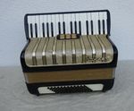 Accordion Hohner Concerto II 72 Basses (4)