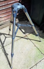 Celestron tubular leg tripod, good stability
