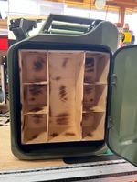 Jerry can mini bar - Shelved
