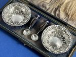 BOXED ANTIQUE VICTORIAN SOLID SILVER OPEN SALTS & SPOONS BIRM 1899