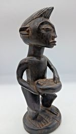 Luba  Kasube Power Figure Congo - Very Good Condition