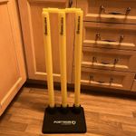 Senior Cricket stumps Rubber Base - perfect for cricket clubs / training