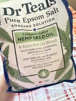 Dr Teal's Vitamin C Pure Epsom Salt Foaming Bath Soak 1000ml/1l