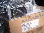 1PC Yaskawa AC Servo Motor SGML-04AF14 NEW