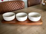 SERVING SET 3 X NIBBLES BOWLS, WOODEN TRAY, 34cm LONG, 10cm BOWLS