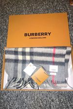 Burberry Cashmere Grey Scarf UNISEX with Packaging All Included