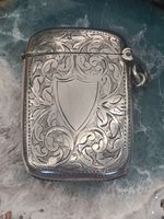 King Edward VII Curved Vesta Case Foliate Engraved  B'ham 1905 by John Gilbert