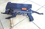 Charger for 8 bolts, fits Cobra and Alligator crossbows (90 lbs).