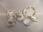 Colclough - Amanda - vintage floral gilded bone china tableware - 4A6A #
