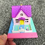 1993 Bluebird Polly Pocket "Cosy Cottage" (Pink Variation / Special Edition)