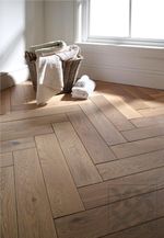 SAMPLE: Herringbone Engineered Oak Wood Flooring - Brushed UV Oiled - 18x4x90mm 