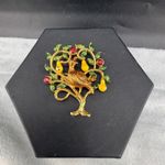 Vintage Brooch Gold Tone Enamel Partridge In A Pear Tree
