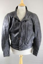 BKS BMF APPROVED HIGH PERFORMANCE BLACK LEATHER BIKER JACKET WITH CE ARMOUR 44IN