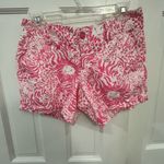 Lilly Pulitzer Callahan Shorts - Size 2 - Pink & White Jungle Print