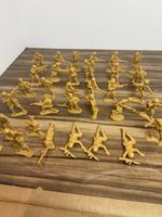 Toy Soldiers 33 Figures Preloved Mixed Lot