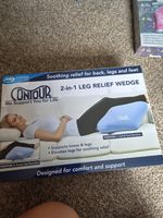 JML Contour Legacy Leg Pillow Memory Foam Wedge Back Hip & Knee Pain Relief NEW