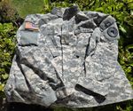 U.S. ARMY DIGITAL CAMO BDU JKT XL SHORT. U.S. AFRICA COMMAND/FLAG/2LT BADGED.