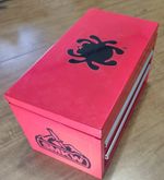 Spyderco SMKW Exclusive Branded Knife Storage / Display Metal Toolbox