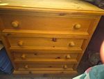 Pine Chest of Drawers 4 Drawer Wooden Dresser with Round Knob Handles