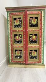 Wooden Mandir With Indian Rangoli Paints