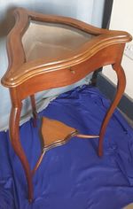 Beautiful Antique Bijouterie Display Side Table Cushion Velvet Lined with Key