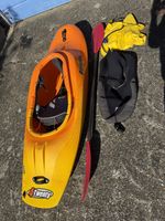 Pyrahna 4twenty Freestyle Kayak