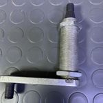 VAN HOOL COACH WIPER PIVOT DOGA  26MM OD 16MM SHAFT 80MM C - C