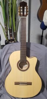 Kremona Rosa Luna. Good condition. lovely guitar
