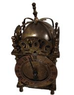 Nell Gwynne clock with a slightly tilted top 3x3x6.5" | OakTreeAnimals (NEBL)